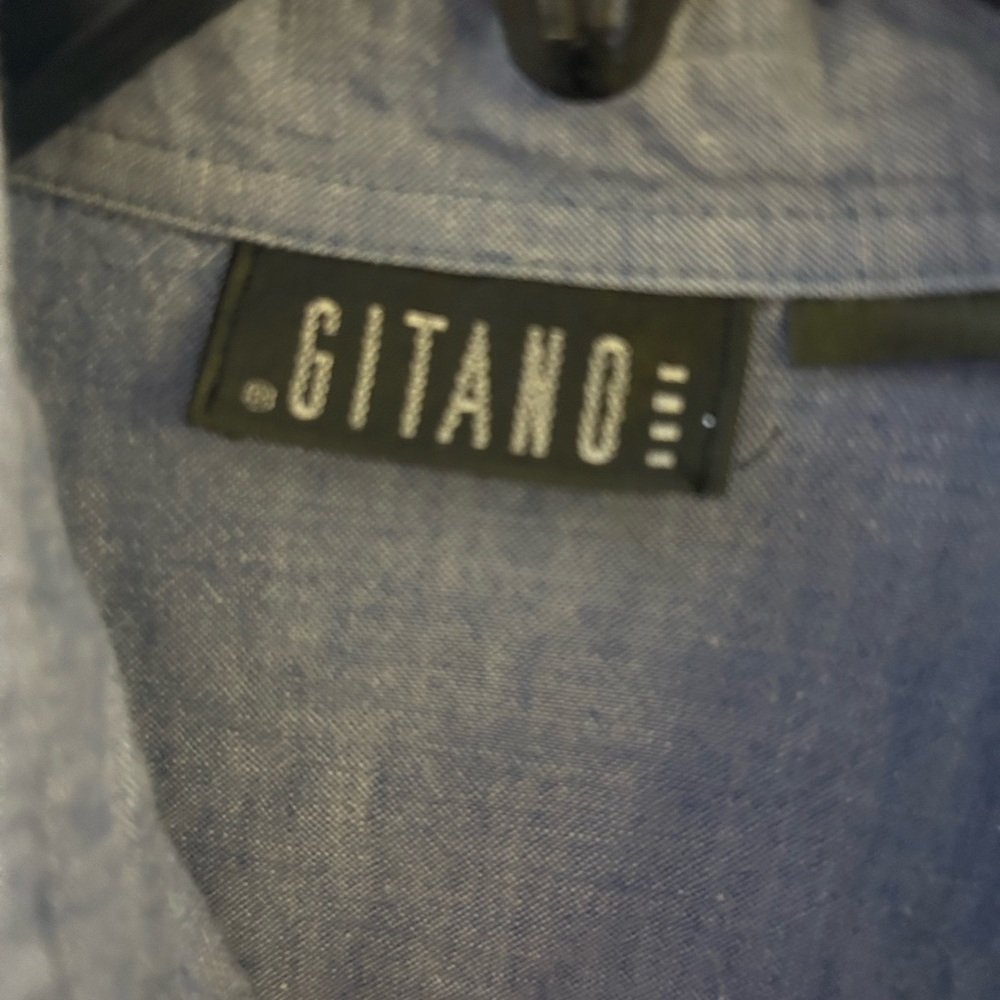 VINTAGE GITANO chambray button down - Picture 2 of 6